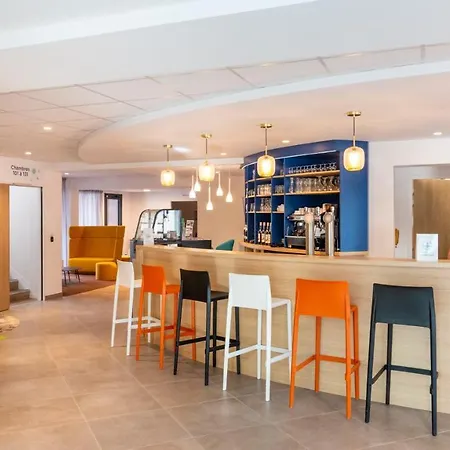 Ibis Styles Fougeres